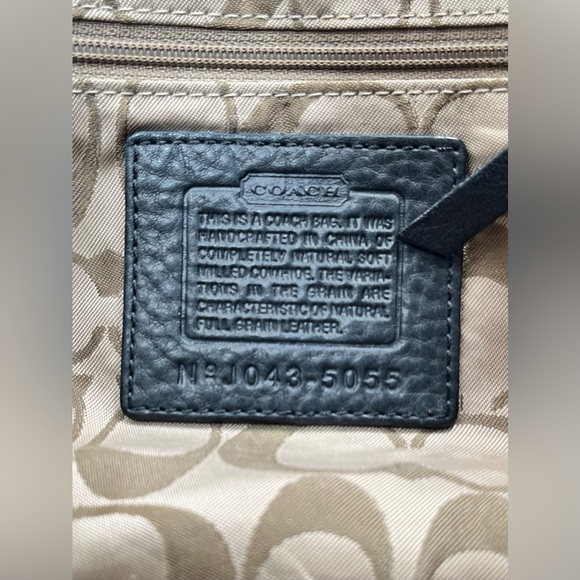 Vintage COACH Black #5055 Hampton Carryall Tote - Picture 13 of 14